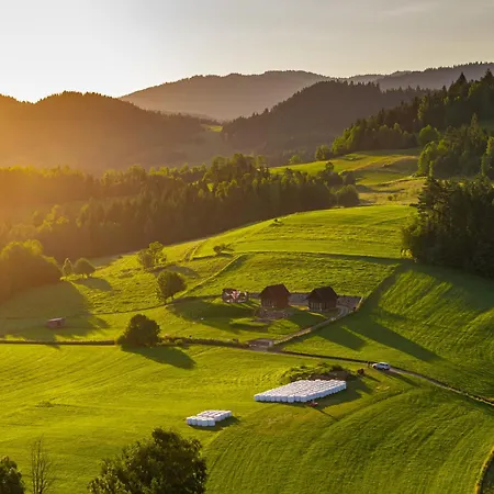 Na Gorczanskim Wierchu Chalet, Sauna I Balia Na Wylacznosc شاليه رابكا